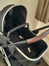 Listing 4 of 6 for Baby shuttle and bassinet pram combo