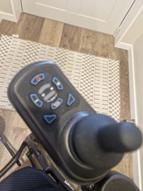 Listing 4 of 10 for Pride I-Go Litestream Powdered Wheelchair - Carbon Fibre