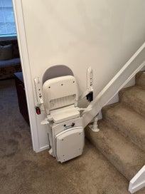 Listing 1 of 7 for Acorn 180 Stairlift - excellent condition, as new