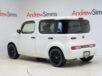 Nissan Cube 2018 photo 3