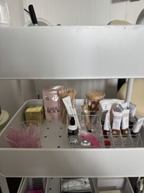 Listing 9 of 16 for Lash Extensions