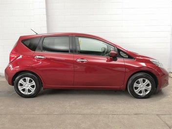 Nissan Note 2015 photo 4