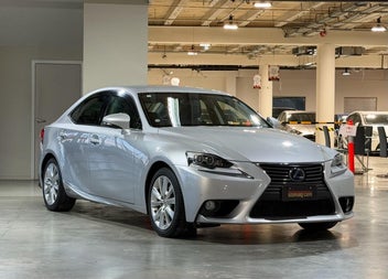 Lexus Is 300H 2013 photo 2