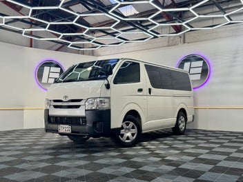 Toyota Regius 2018 photo 4
