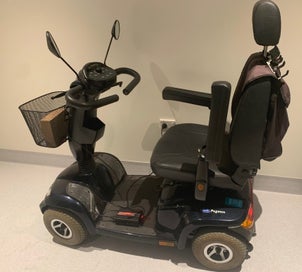 Listing 2 of 5 for Invacare Mobility Scooter Pegasus