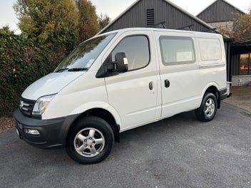 LDV V80 2015 photo 2