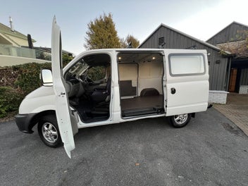 LDV V80 2015 photo 4