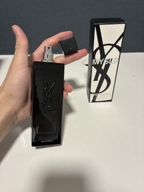 Listing 2 of 4 for Men’s fragrance