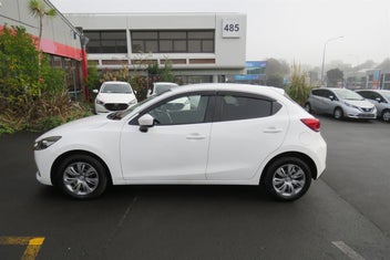 Mazda 2 2020 photo 5