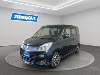 Mitsubishi Delica 2015 photo 2