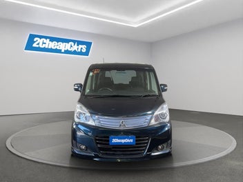 Mitsubishi Delica 2015 photo 3