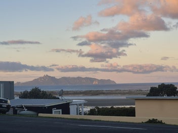 Listing 6 of 10 for 7 Day School Holiday Escape! Mangawhai Heads Accommodation 17th Jul - 24th Jul