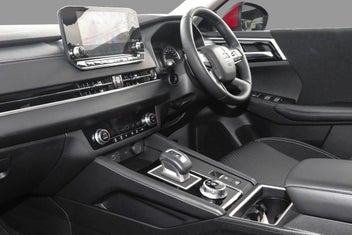 Mitsubishi Outlander 2025 photo 3