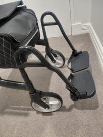 Listing 6 of 9 for Newmarket 2-in-1 Walker/Wheelchair - NEAR NEW