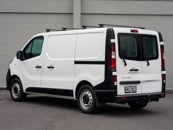 Mitsubishi Express 2021 photo 3