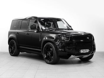 Land Rover Defender 2022 photo 2