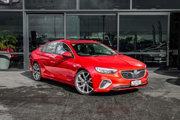 Holden Commodore 2018 photo 2