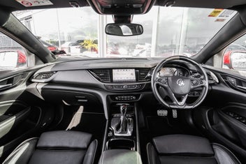 Holden Commodore 2018 photo 3