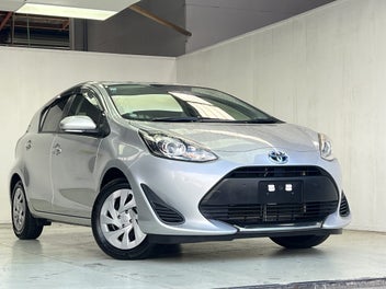 Toyota Aqua 2021 photo 4