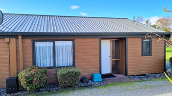 Listing 14 of 20 for Timeshare Ownership / One Week for Sale / Kaimanawa Lodge – One-Bedroom Unit