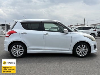 Suzuki Swift 2014 photo 4