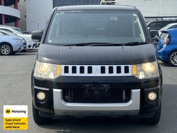 Mitsubishi Delica 2013 photo 3