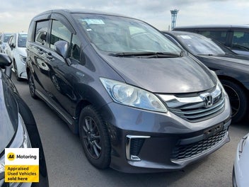 Honda Freed 2016 photo 2