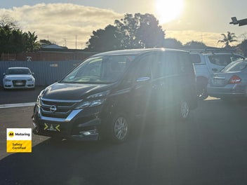 Nissan Serena 2016 photo 4