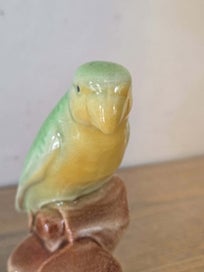 Listing 6 of 12 for Rare Crown Lynn (NZ) Pottery Parrot Bird