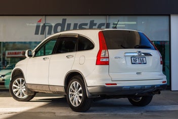Honda Cr-V 2011 photo 3