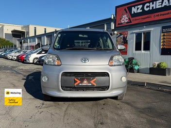 Toyota Porte 2012 photo 3