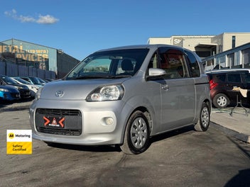 Toyota Porte 2012 photo 4