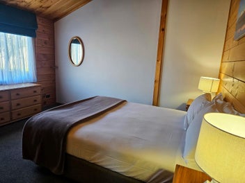 Listing 9 of 20 for Timeshare Ownership / One Week for Sale / Kaimanawa Lodge – One-Bedroom Unit