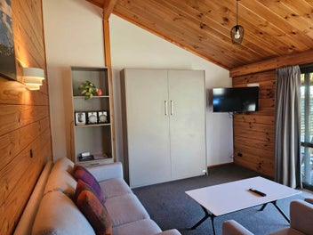 Listing 3 of 20 for Timeshare Ownership / One Week for Sale / Kaimanawa Lodge – One-Bedroom Unit