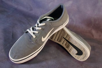 Listing 17 of 18 for NIKE SHOES SB AMAZING CANVAS SHOES 50% OFF AS NEW "BIG SALE" SIZE 11 $59