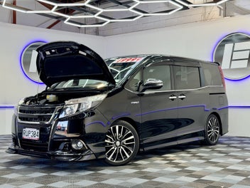Toyota Esquire 2016 photo 4