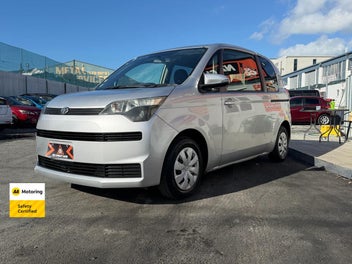 Toyota Spade 2013 photo 4