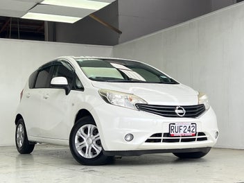 Nissan Note 2014 photo 4