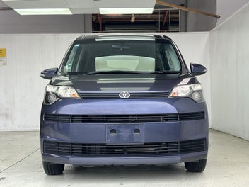 Toyota Spade photo 3