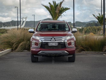 Mitsubishi Pajero Sport 2023 photo 5