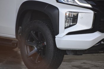 Mitsubishi Triton 2021 photo 3