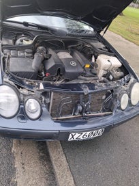 Mercedes-Benz Clk 320 1999 photo 3