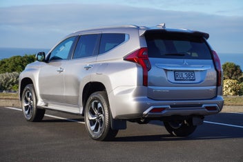 Mitsubishi Pajero Sport 2026 photo 4
