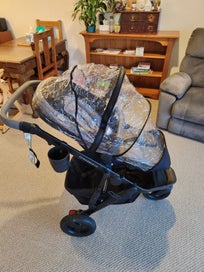 Listing 12 of 19 for Edwards & Co Oscar M2 pushchair / pram / stroller. Incudes accessories.