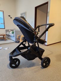 Listing 14 of 19 for Edwards & Co Oscar M2 pushchair / pram / stroller. Incudes accessories.