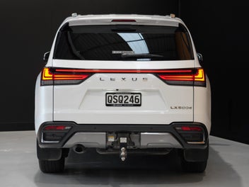 Lexus Lx 500D 2023 photo 5
