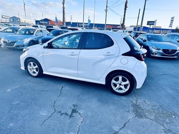 Toyota Yaris 2021 photo 5