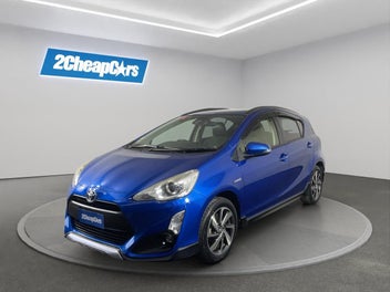 Toyota Aqua 2017 photo 2