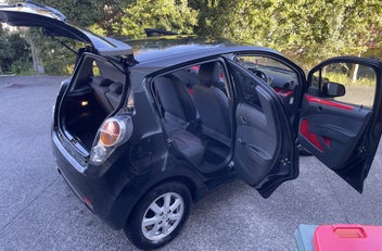 Holden Barina 2011 photo 5