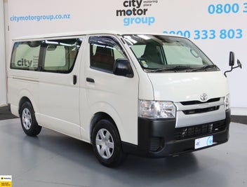 Toyota Hiace 2020 photo 2